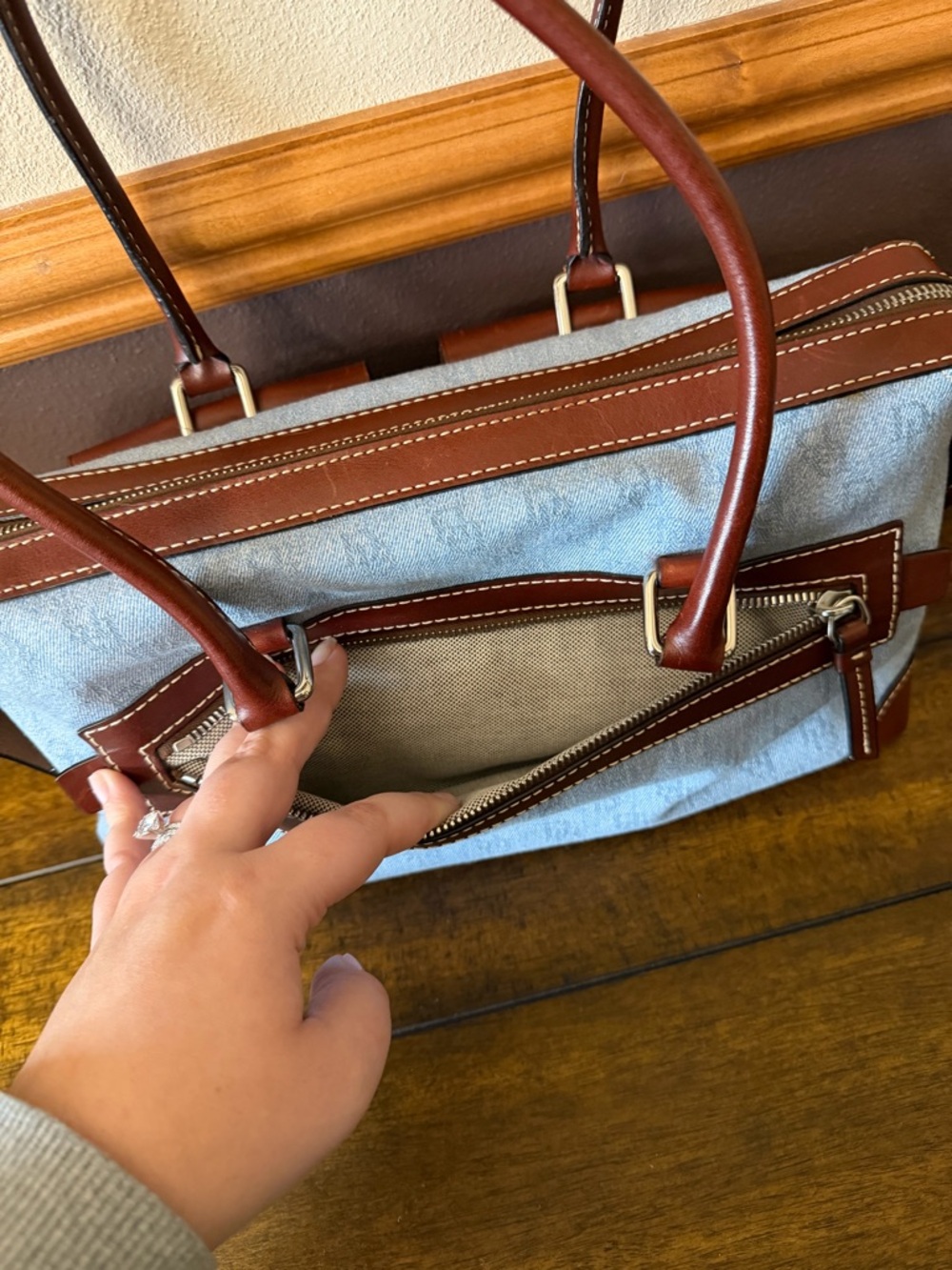 ✨Vintage Dooney & Bourke Y2K Denim Monogram Shoulder Bag Satchel✨ - Picture 10 of 14